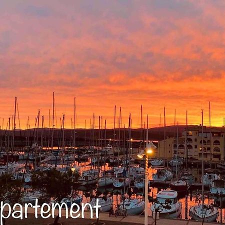 לאוקאט Appartement Avec Vue Sur Le Port מראה חיצוני תמונה